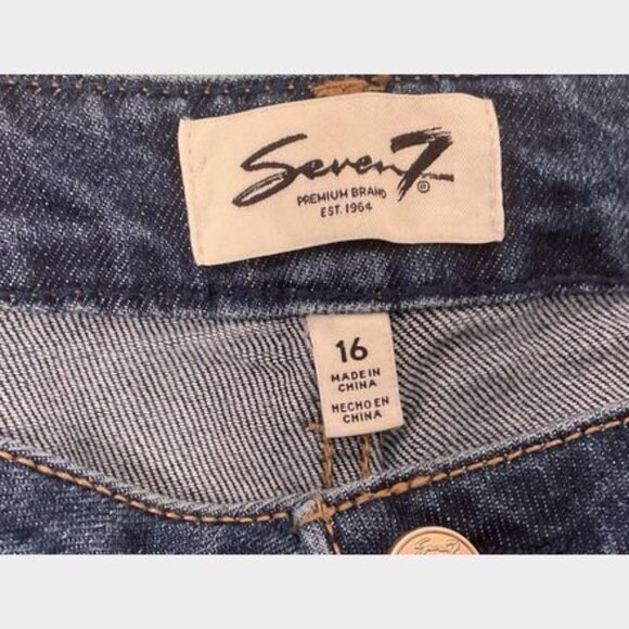 Seven 7 Women's 90's Straight Leg Jean - Picture 2 of 4
